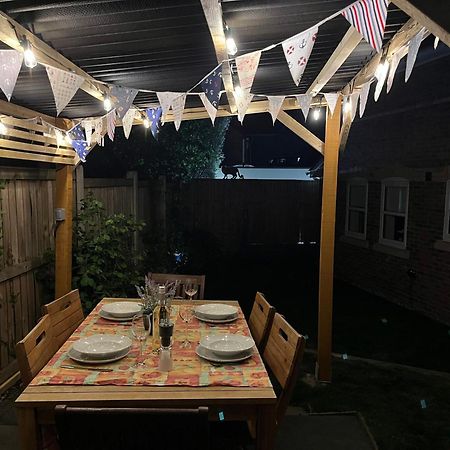Charlotte Cottage Poole Exteriér fotografie